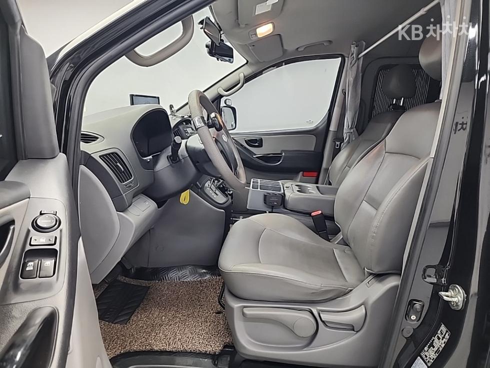 Hyundai Starex — miniaturë 11