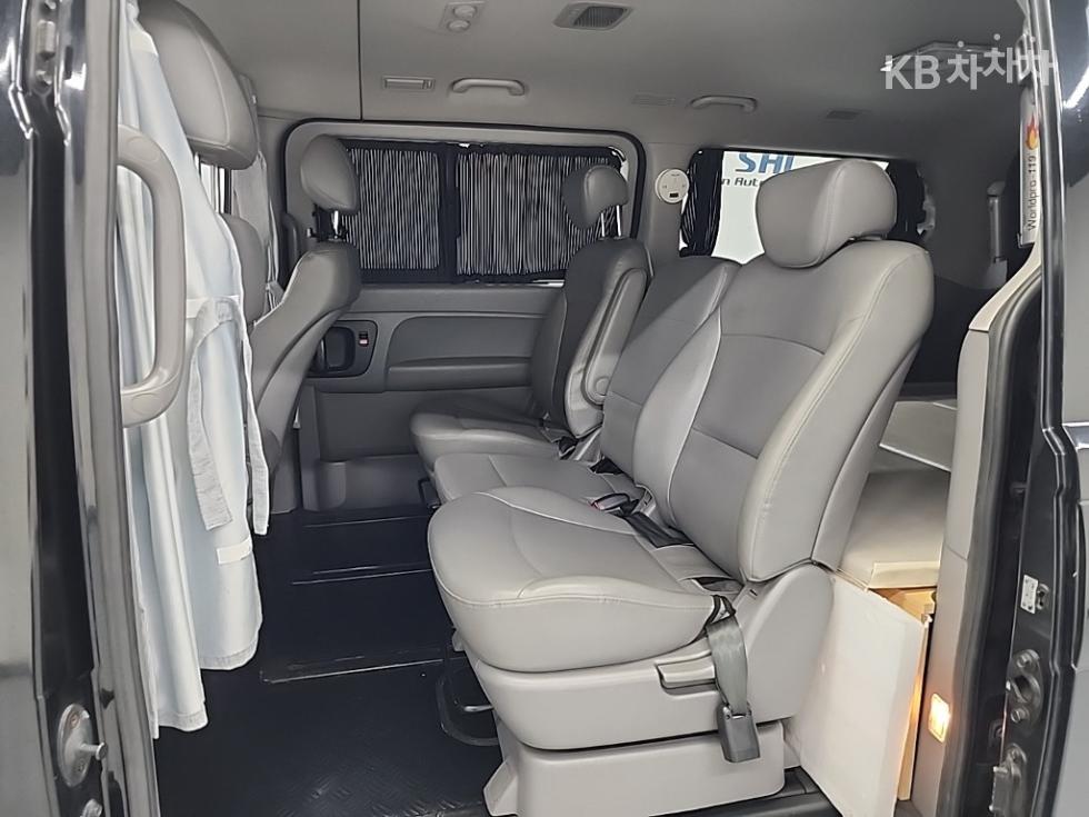 Hyundai Starex — miniaturë 12