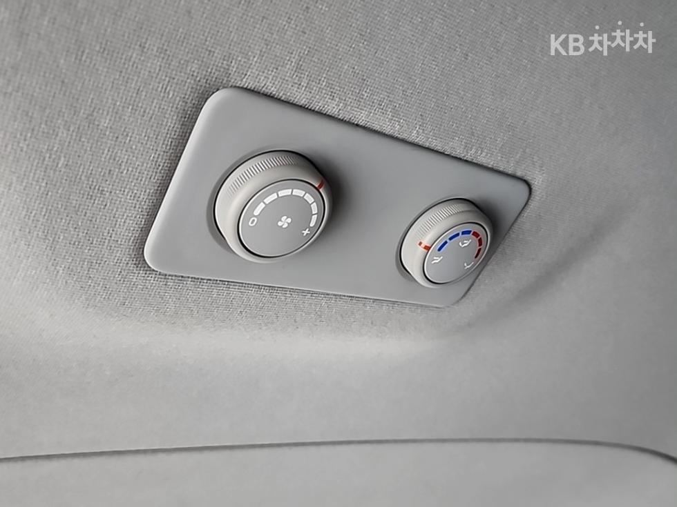 Hyundai Starex — miniaturë 13