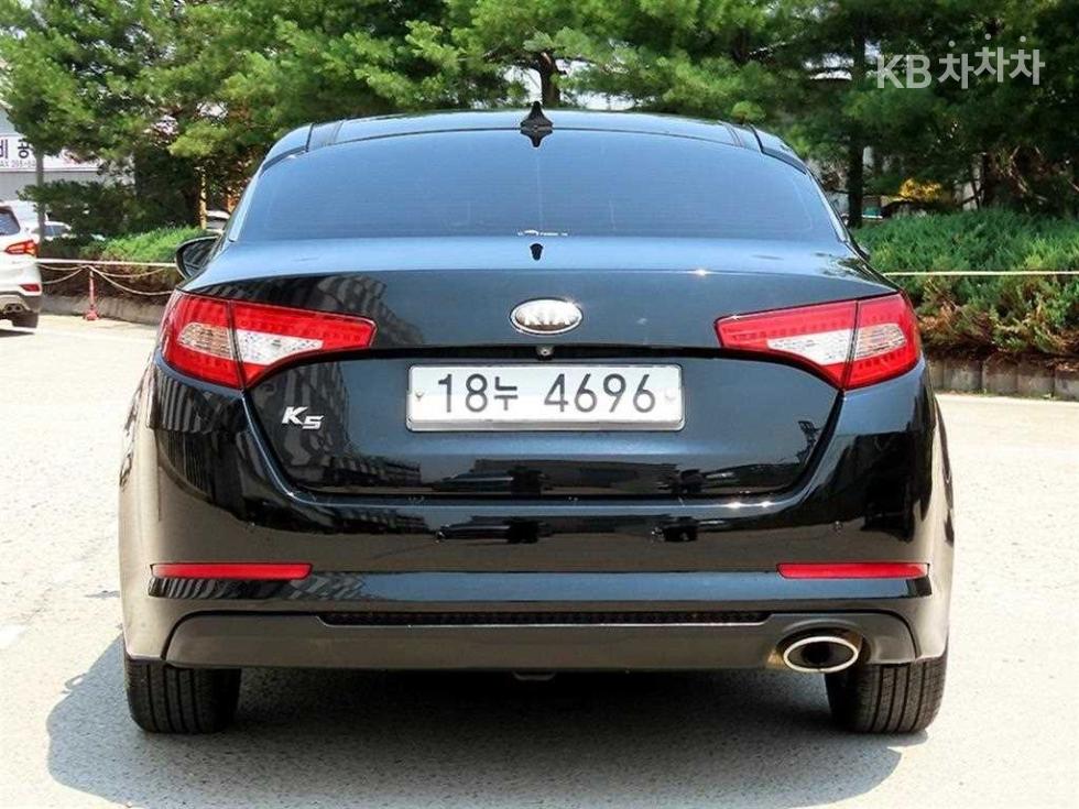 Kia K5 — miniaturë 4