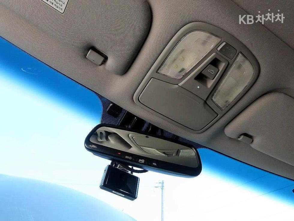 Kia K5 — miniaturë 15