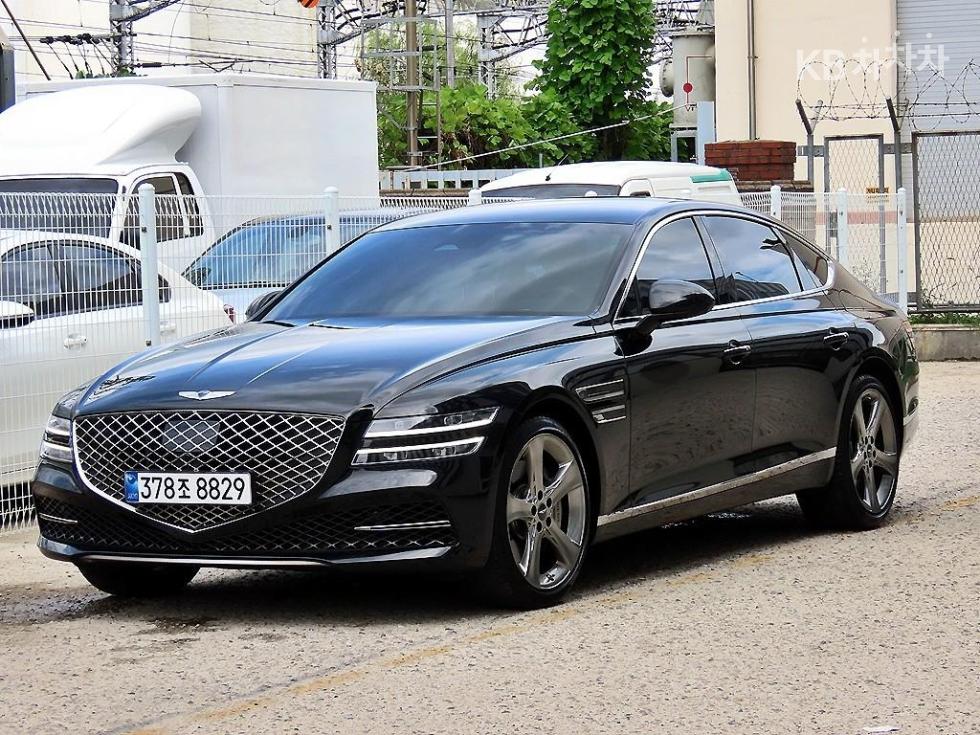 Genesis G80 — miniaturë 2