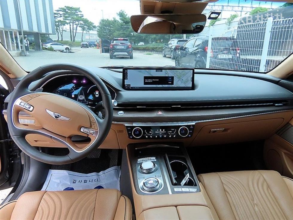 Genesis G80 — miniaturë 7