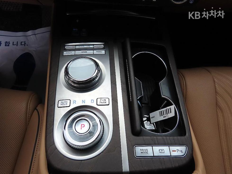 Genesis G80 — miniaturë 11