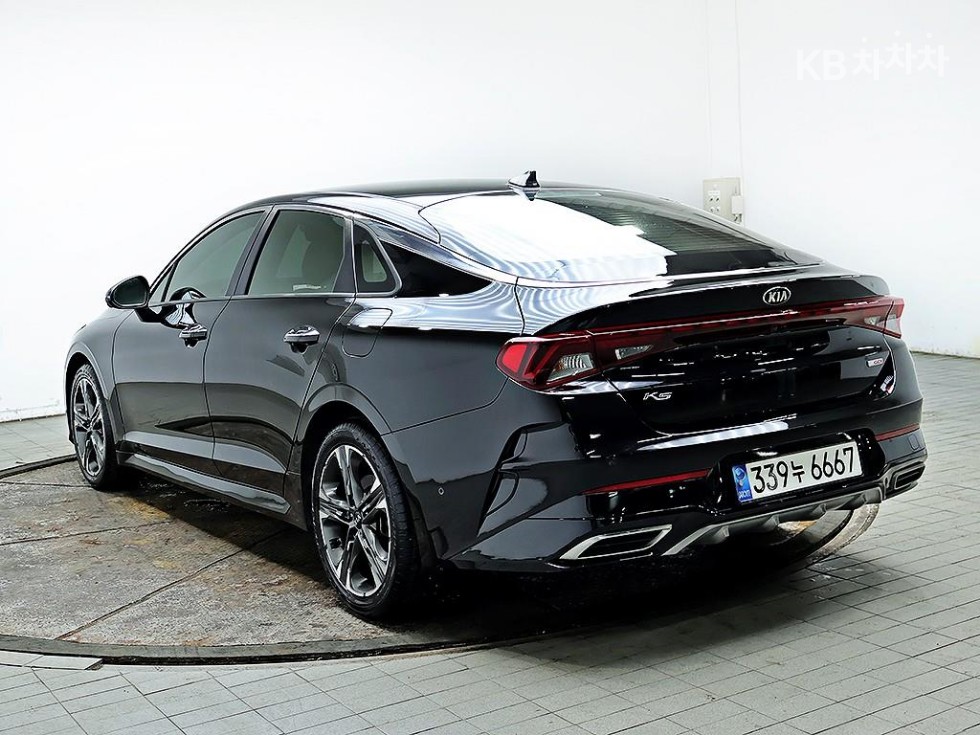 Kia K5 — miniaturë 4