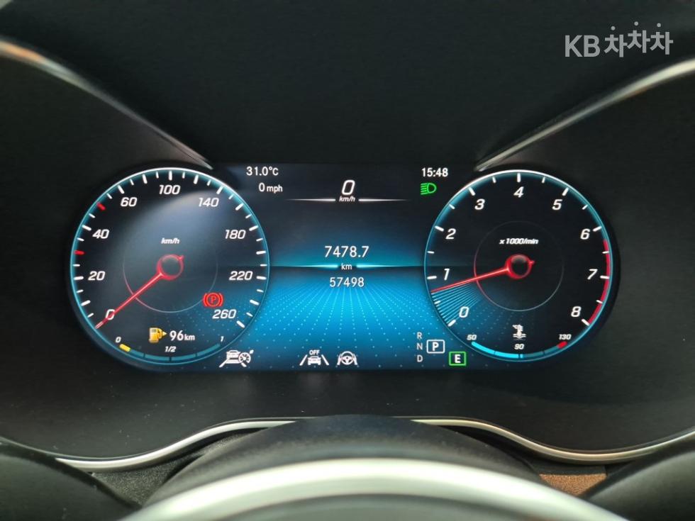 Mercedes-Benz GLC — miniaturë 7