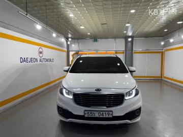 Kia Carnival 9인승 2.2 디젤 — foto 1