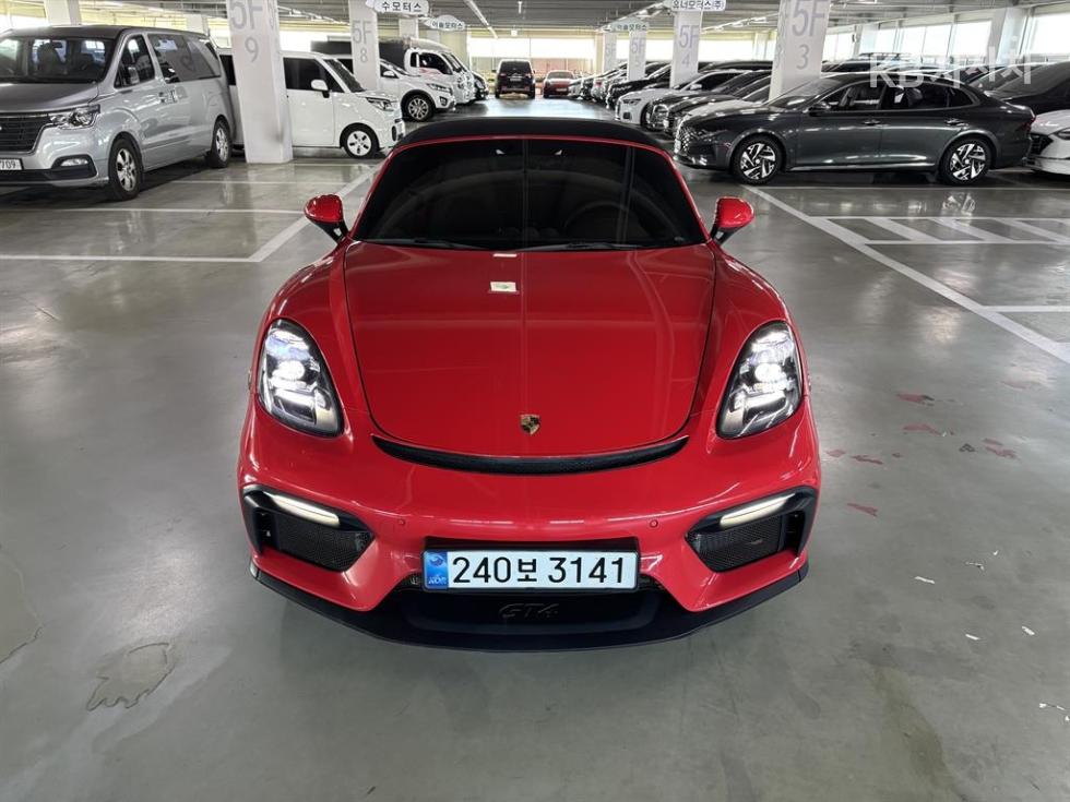 Porsche 718
