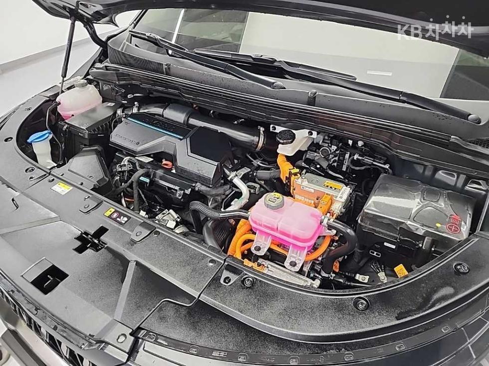 Kia Carnival — miniaturë 5