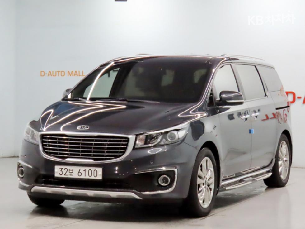 Kia Carnival 9인승 2.2 디젤 — foto 1