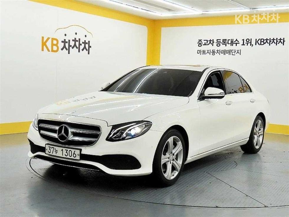 مرسيدس E-Class