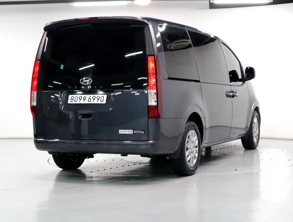 Hyundai Staria — miniaturë 3
