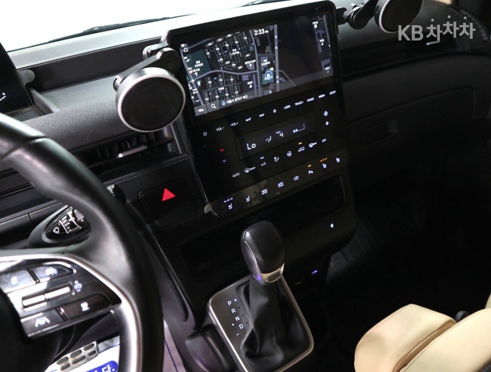 Hyundai Staria — miniaturë 11