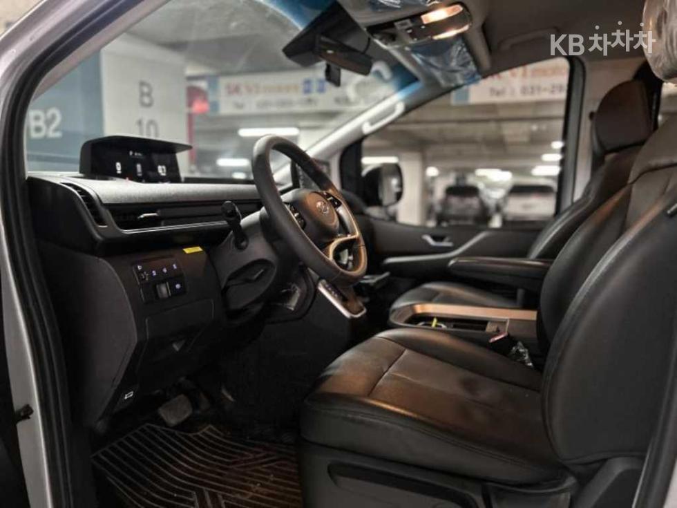 Hyundai Staria — miniaturë 6