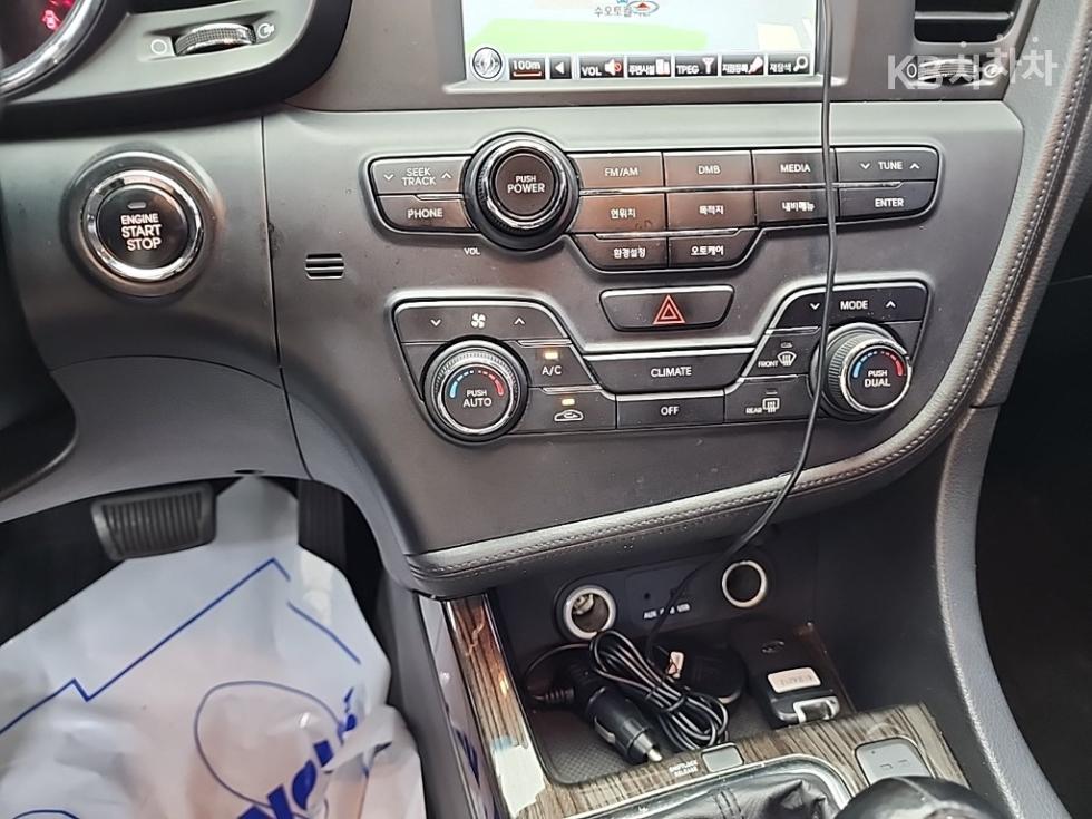 Kia K5 — miniaturë 10