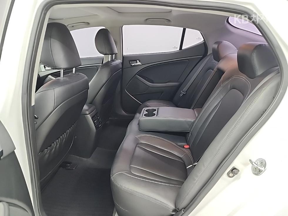 Kia K5 — miniaturë 12