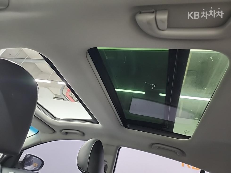 Kia K5 — miniaturë 13