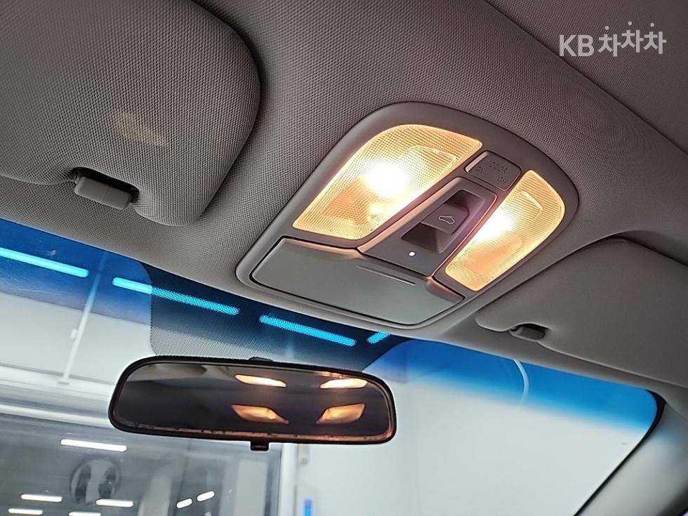 Kia K5 — miniaturë 16