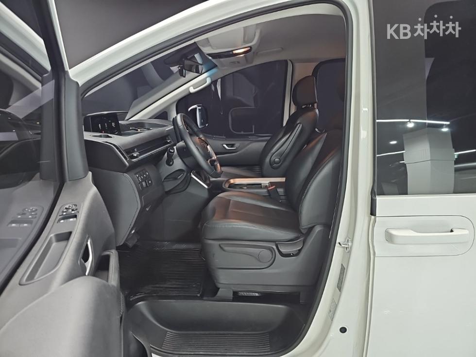 Hyundai Staria — miniaturë 11