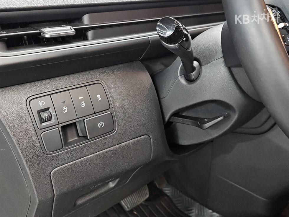 Hyundai Staria — miniaturë 14