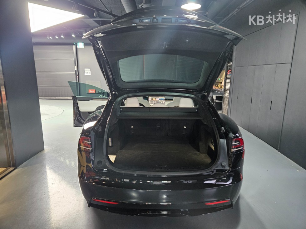 Tesla Model S — miniaturë 16