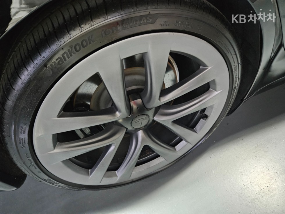 Tesla Model S — miniaturë 17