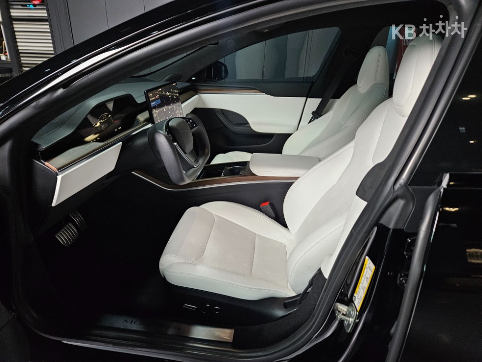 Tesla Model S — miniaturë 10
