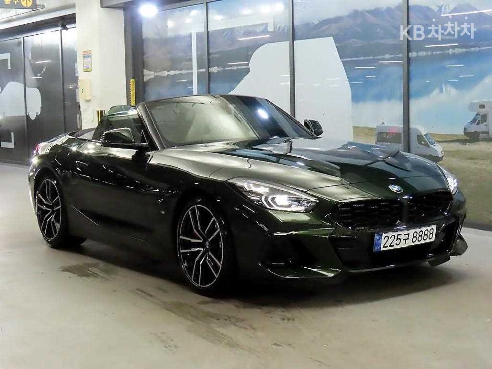 2024 BMW BMW Z4 photo