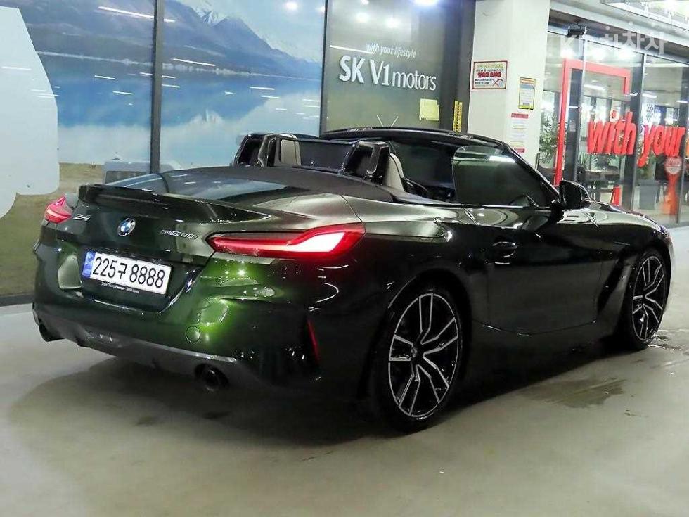 2024 BMW BMW Z4 photo