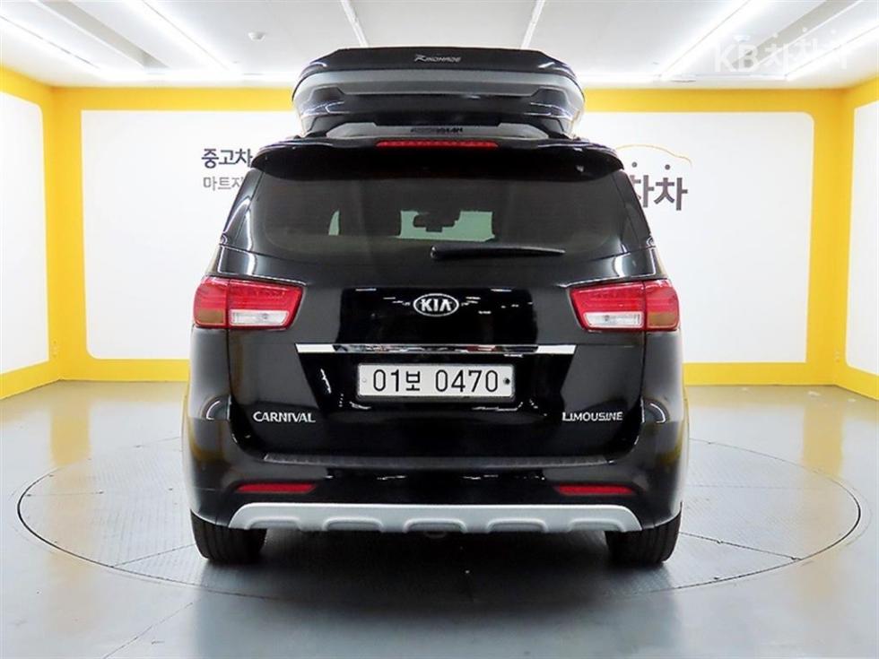 Kia Carnival — miniaturë 3