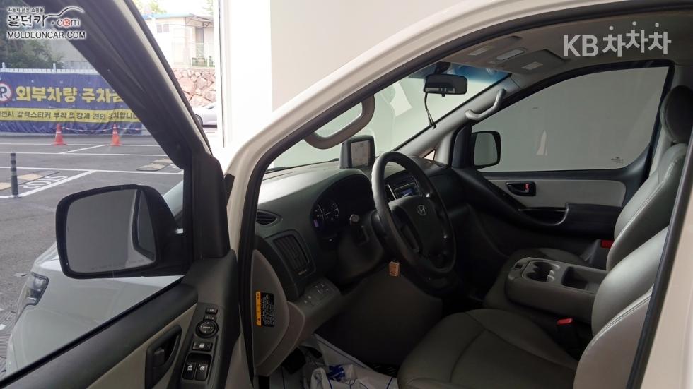 Hyundai Starex — miniaturë 9