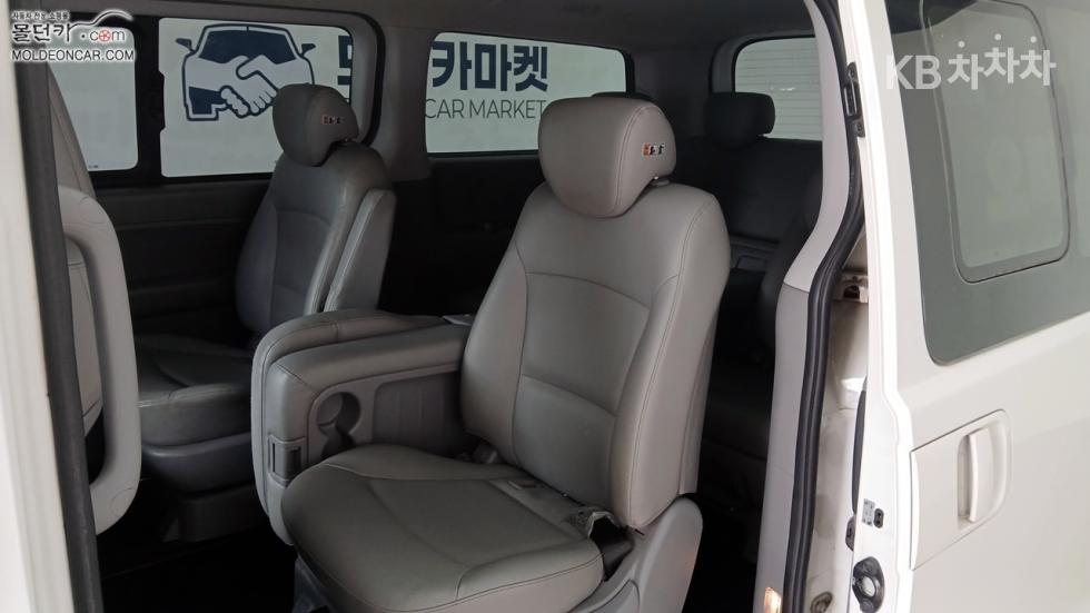 Hyundai Starex — miniaturë 15