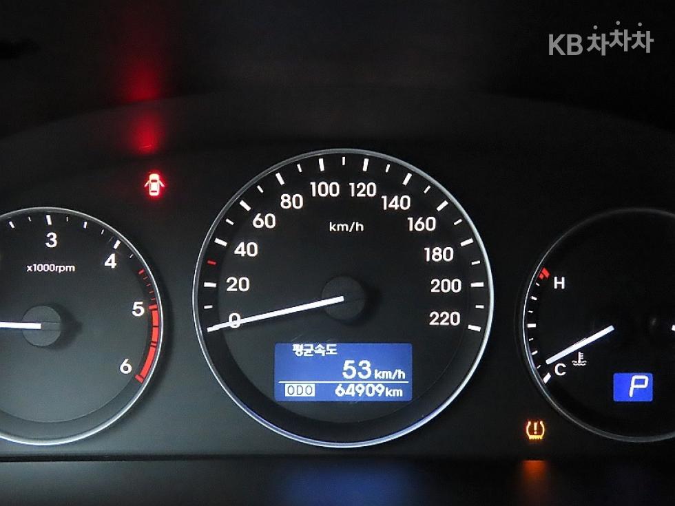Hyundai Starex — miniaturë 8