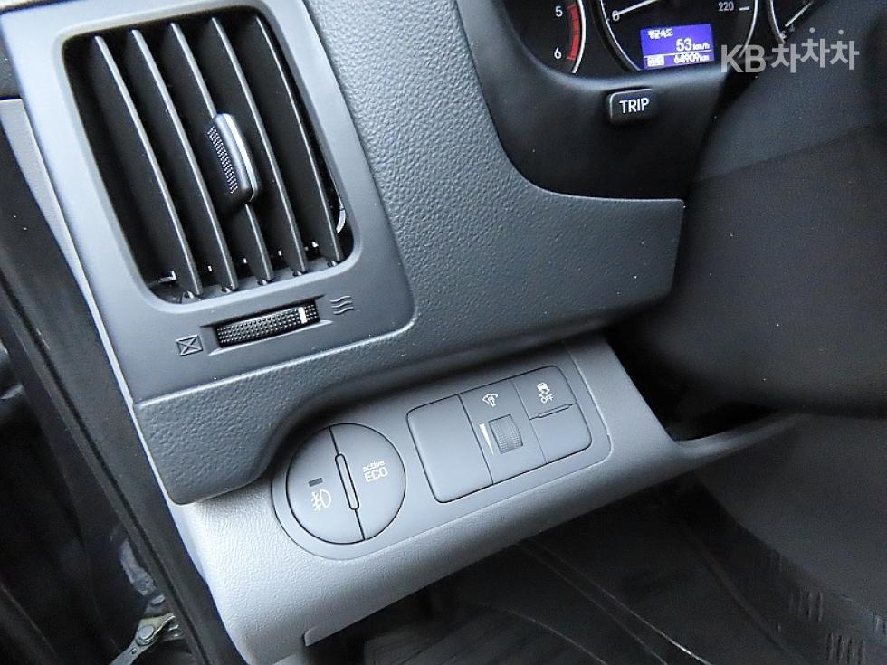 Hyundai Starex — miniaturë 12