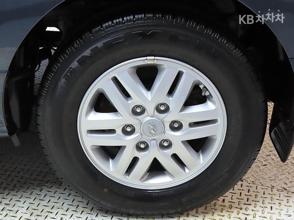 Hyundai Starex — miniaturë 20