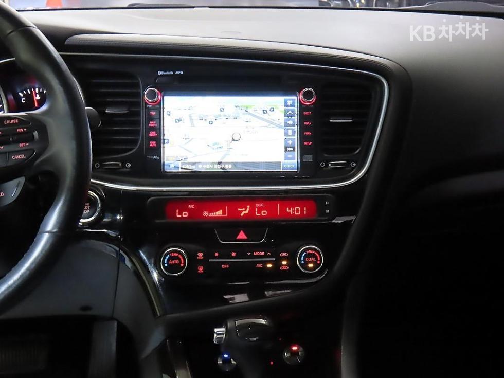 Kia K5 — miniaturë 11