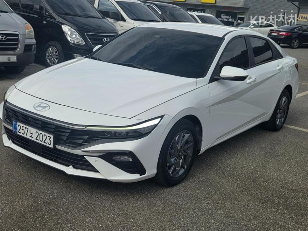 Hyundai Avante — miniaturë 3