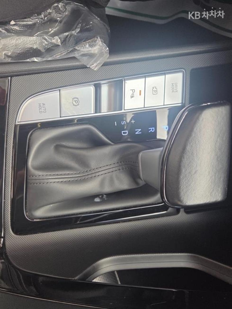 Hyundai Avante — miniaturë 12
