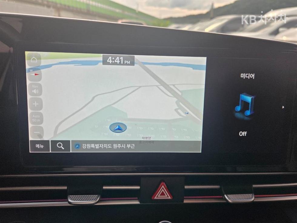 Hyundai Avante — miniaturë 15