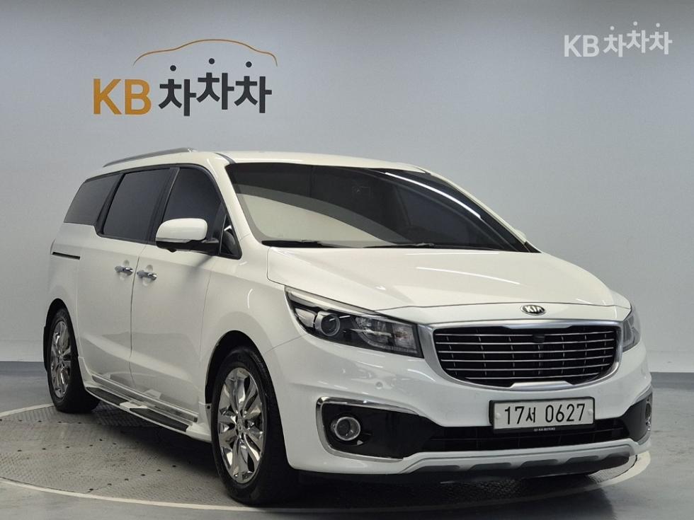Kia Carnival — miniaturë 4