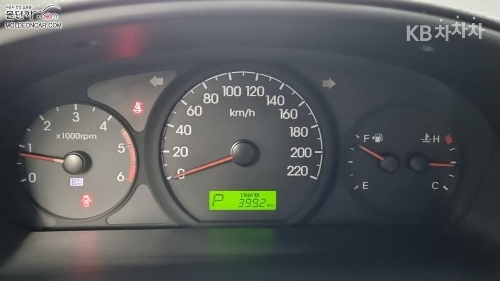 Hyundai Starex — miniaturë 5