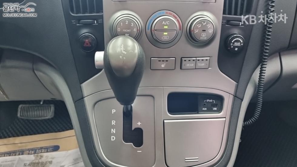 Hyundai Starex — miniaturë 12