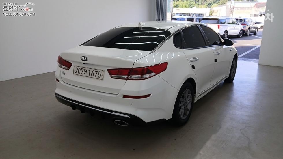 Kia K5 — miniaturë 2