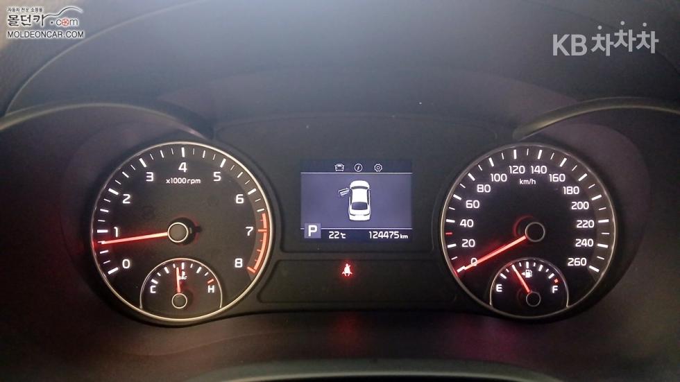 Kia K5 — miniaturë 5