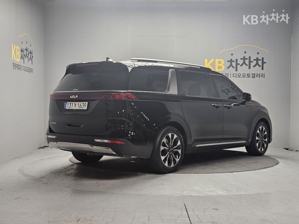 Kia Carnival — miniaturë 6