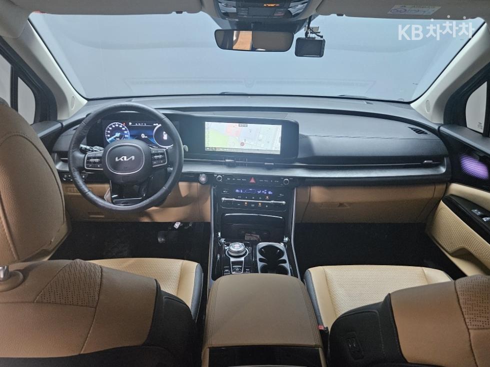 Kia Carnival — miniaturë 18