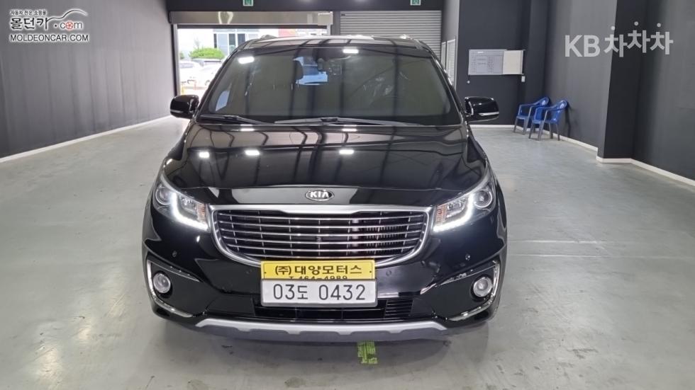 Kia Carnival — miniaturë 3