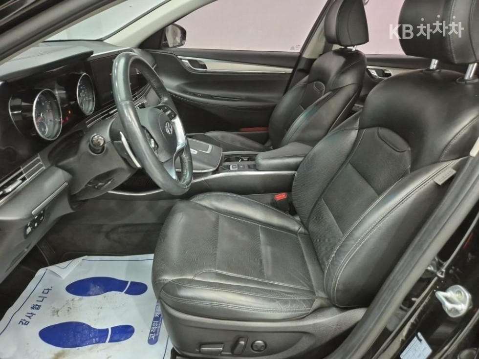 Hyundai Grandeur — miniaturë 13