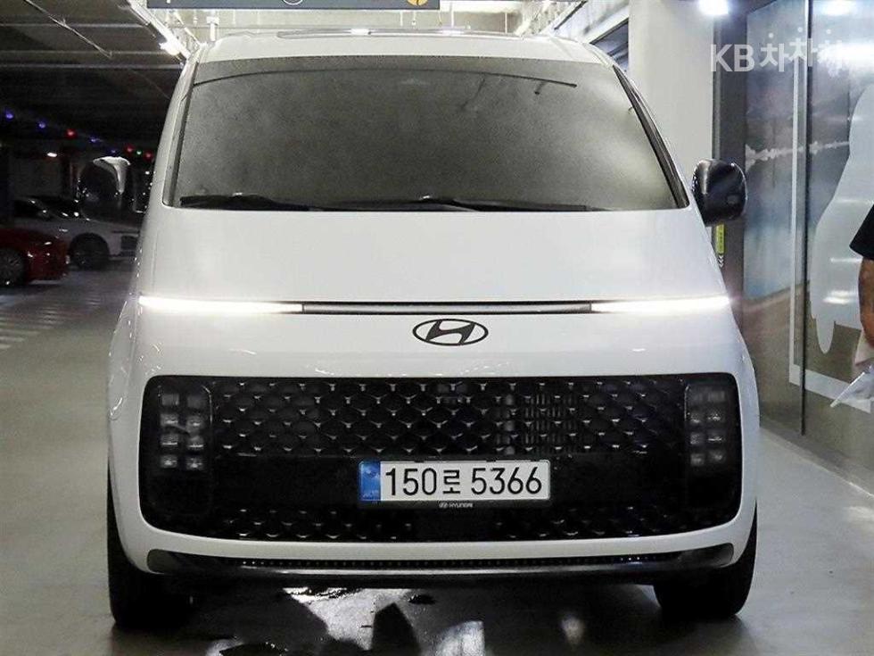 Hyundai Staria — miniaturë 2