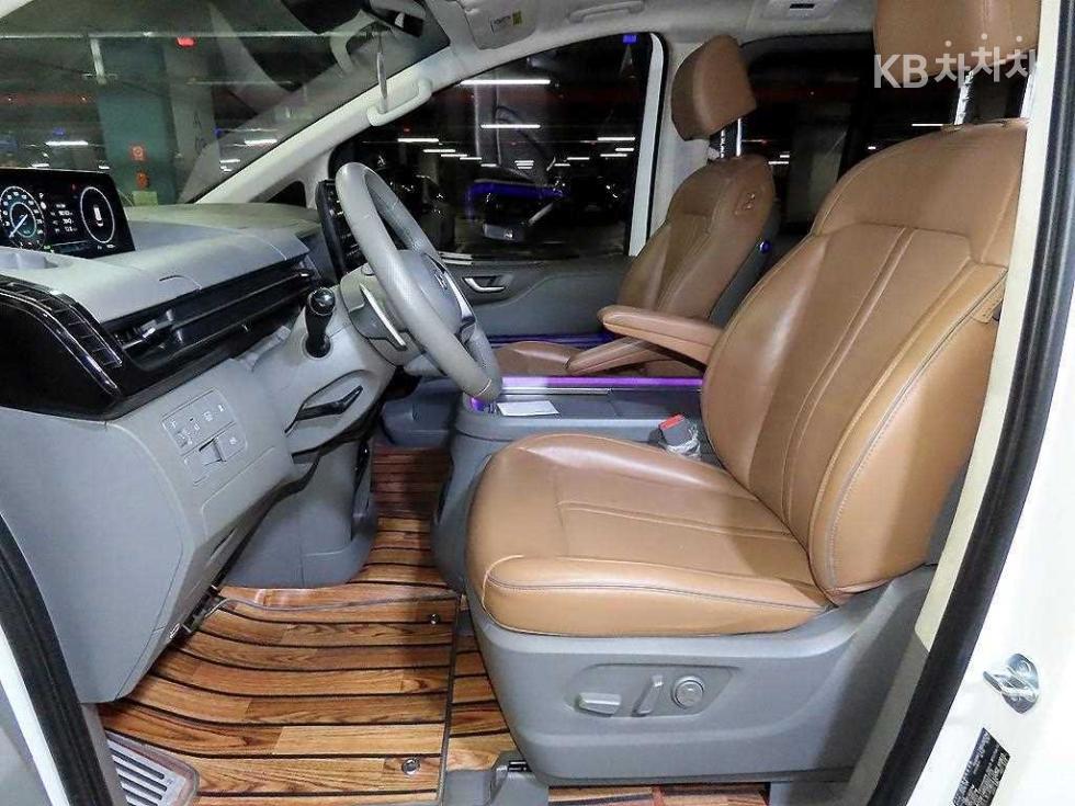 Hyundai Staria — miniaturë 6